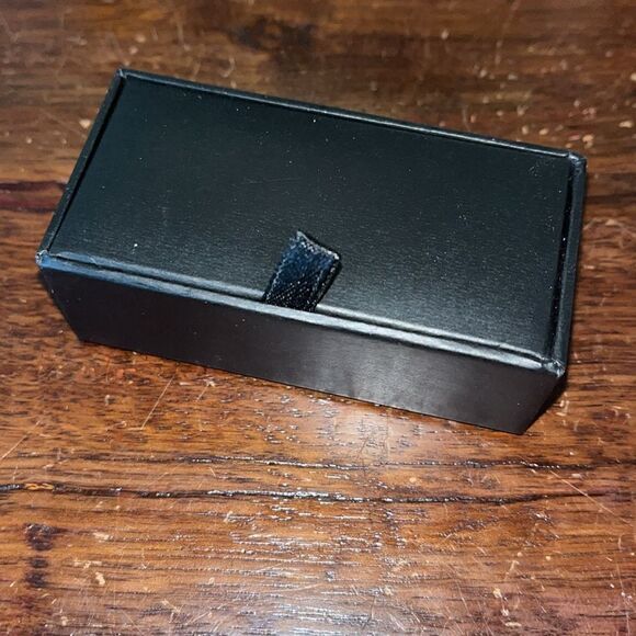 Stainless steel Ace Spades Cufflinks Card Shark poker player Design Cuff Links - Picture 3 of 3